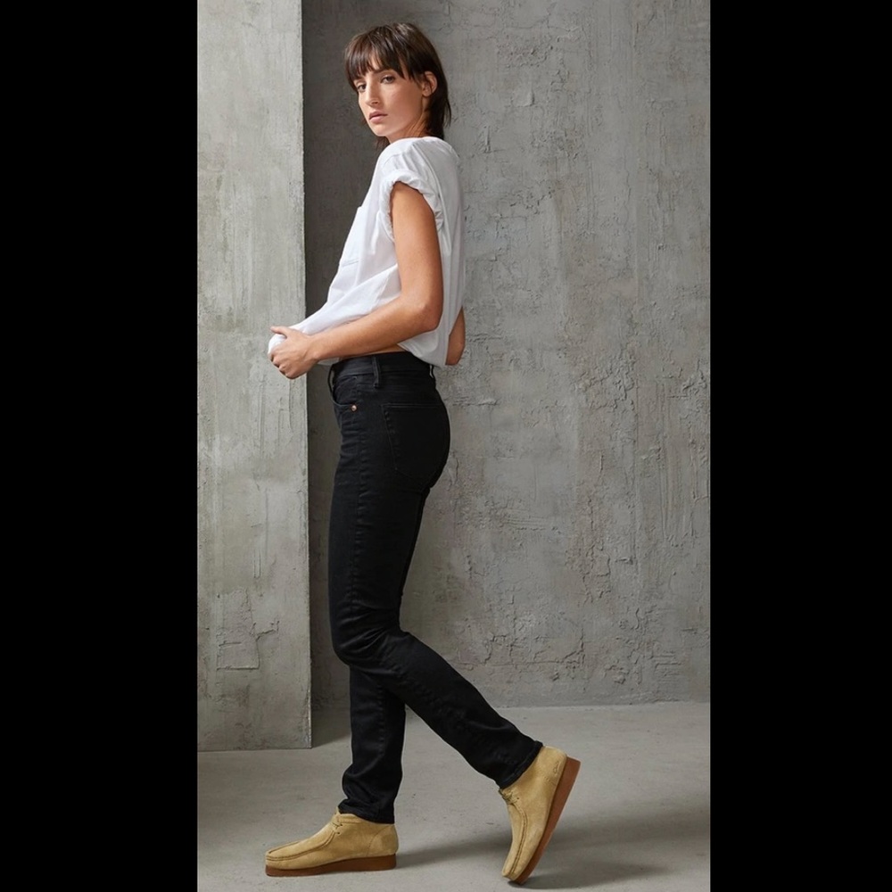 NWT - AE77 Premium Denim - 1 Year Black Wash Skinny Jeans - All Genders